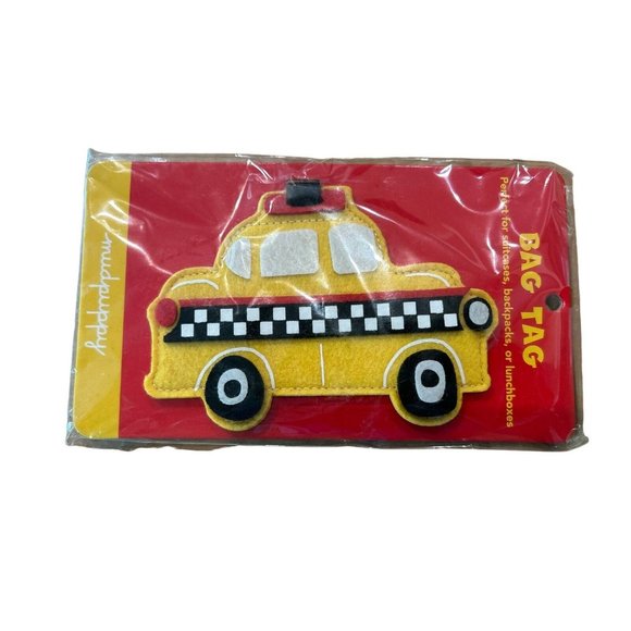 Kids Yellow Taxi Cab Luggage Tag Mudpuppy Bag Tag Backpack Name Tag Lunchbox NEW - Picture 2 of 6